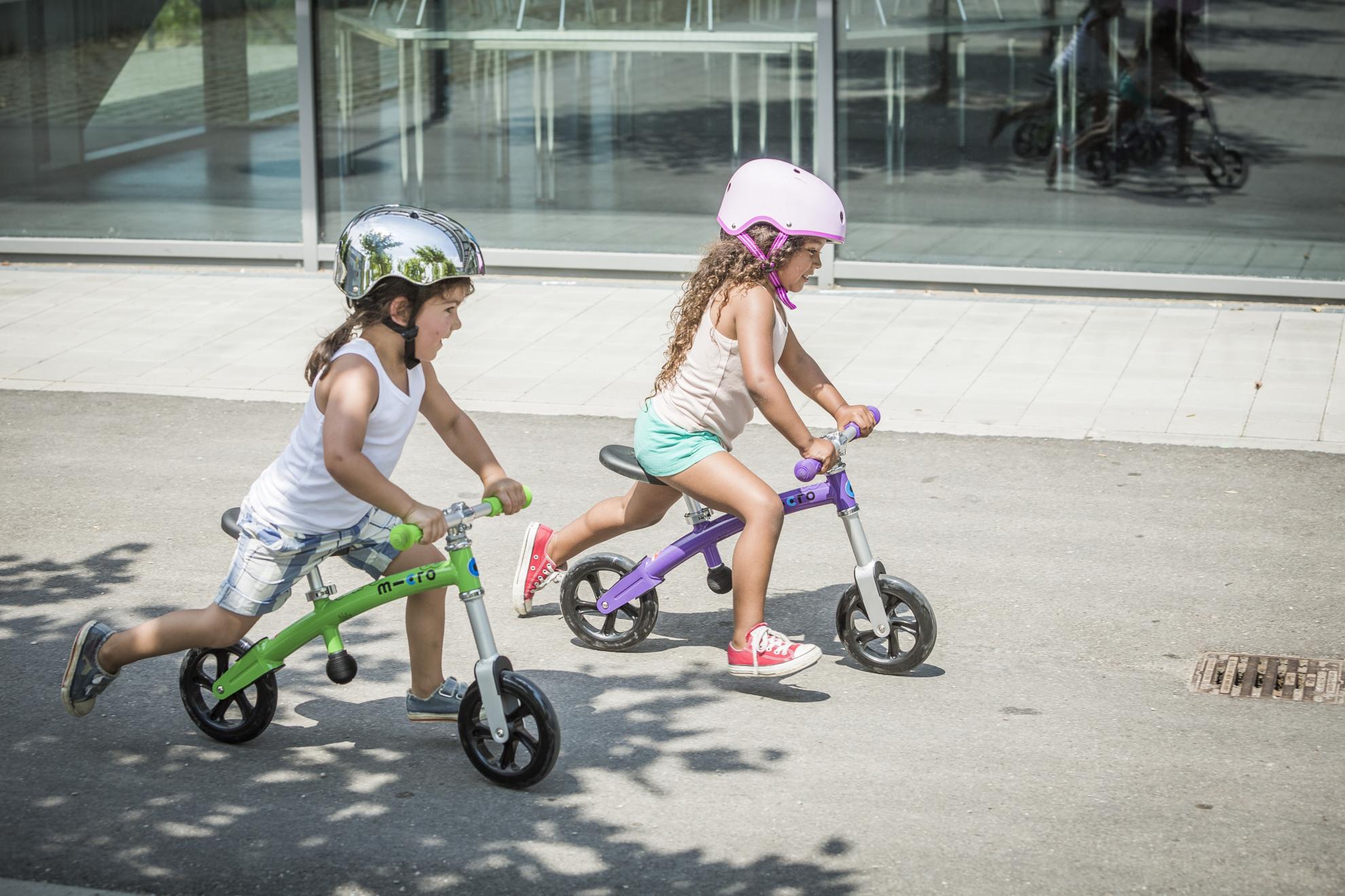 Akční obrázky Micro G-Bike Light Purple - rozbaleno